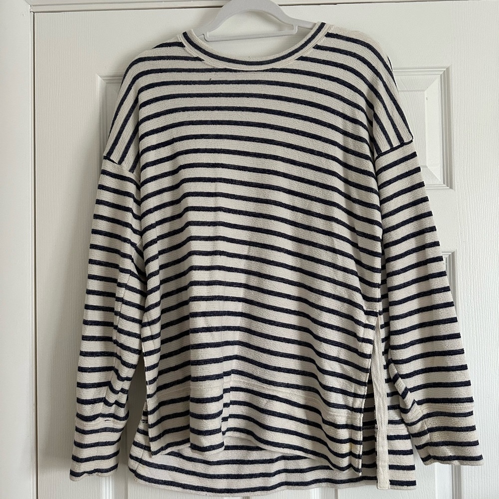Aerie oversized blue striped sweatshirt